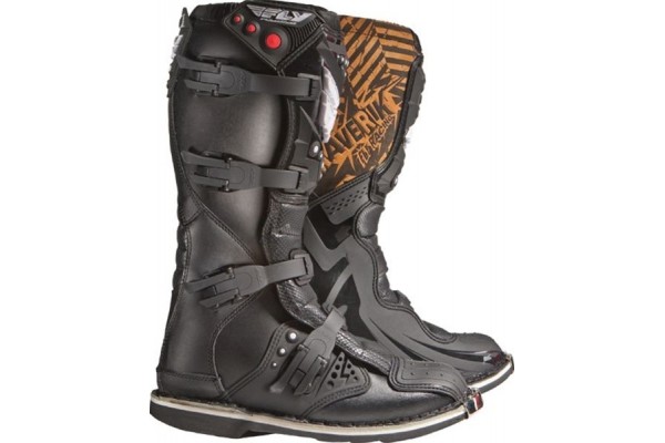 BOTA FLY MAVERIK
