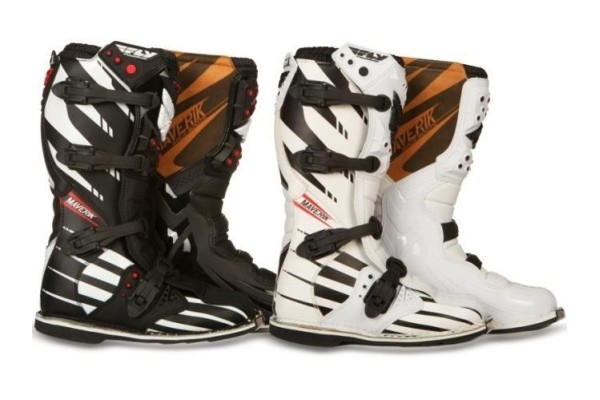 BOTA FLY MAVERIK F4 BRANC