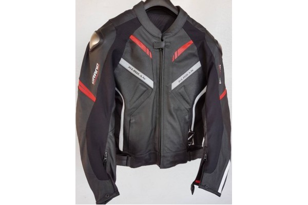 BLUSÃO KURBAN ALIGATOR PE